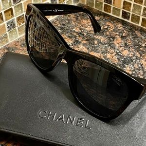 AUTHENTIC Chanel Square Sunglasses
